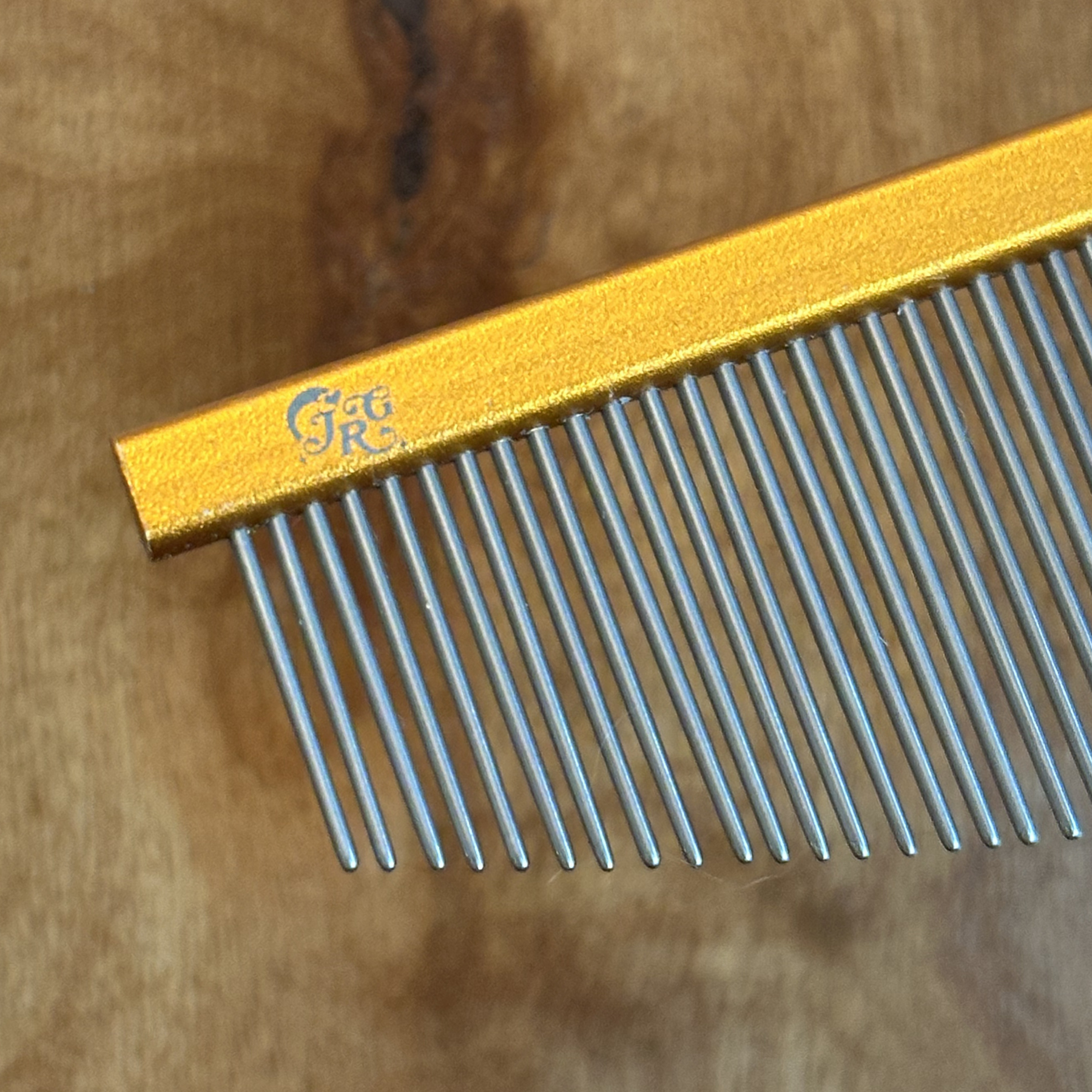Half-Moon Comb